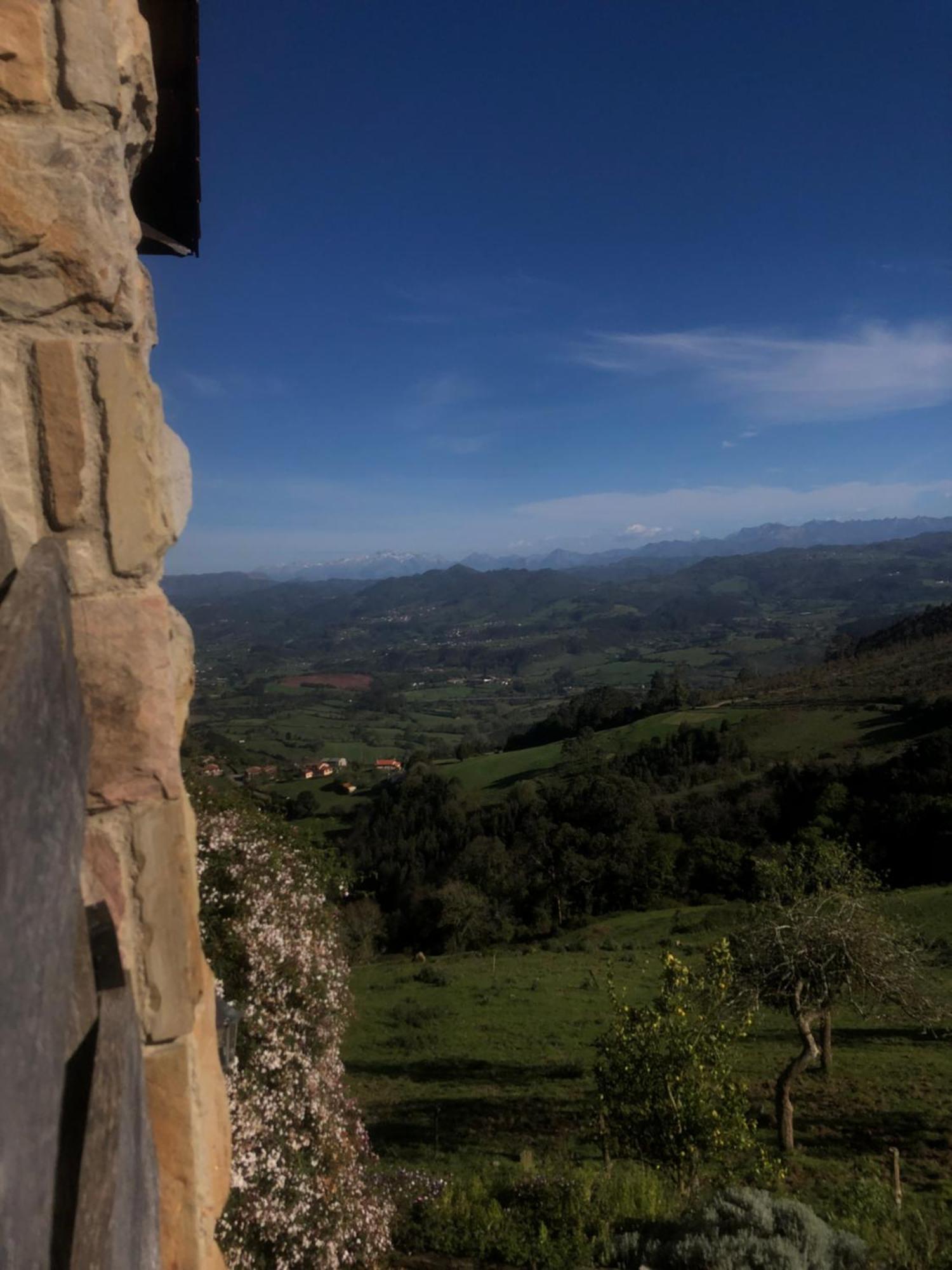 Alojamientos Rurales Pena Crespa Tresvilla Exteriér fotografie